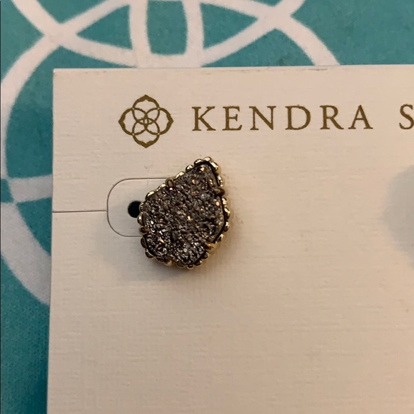 Kendra Scott Tessa Drusy Earrings - Picture 4 of 4